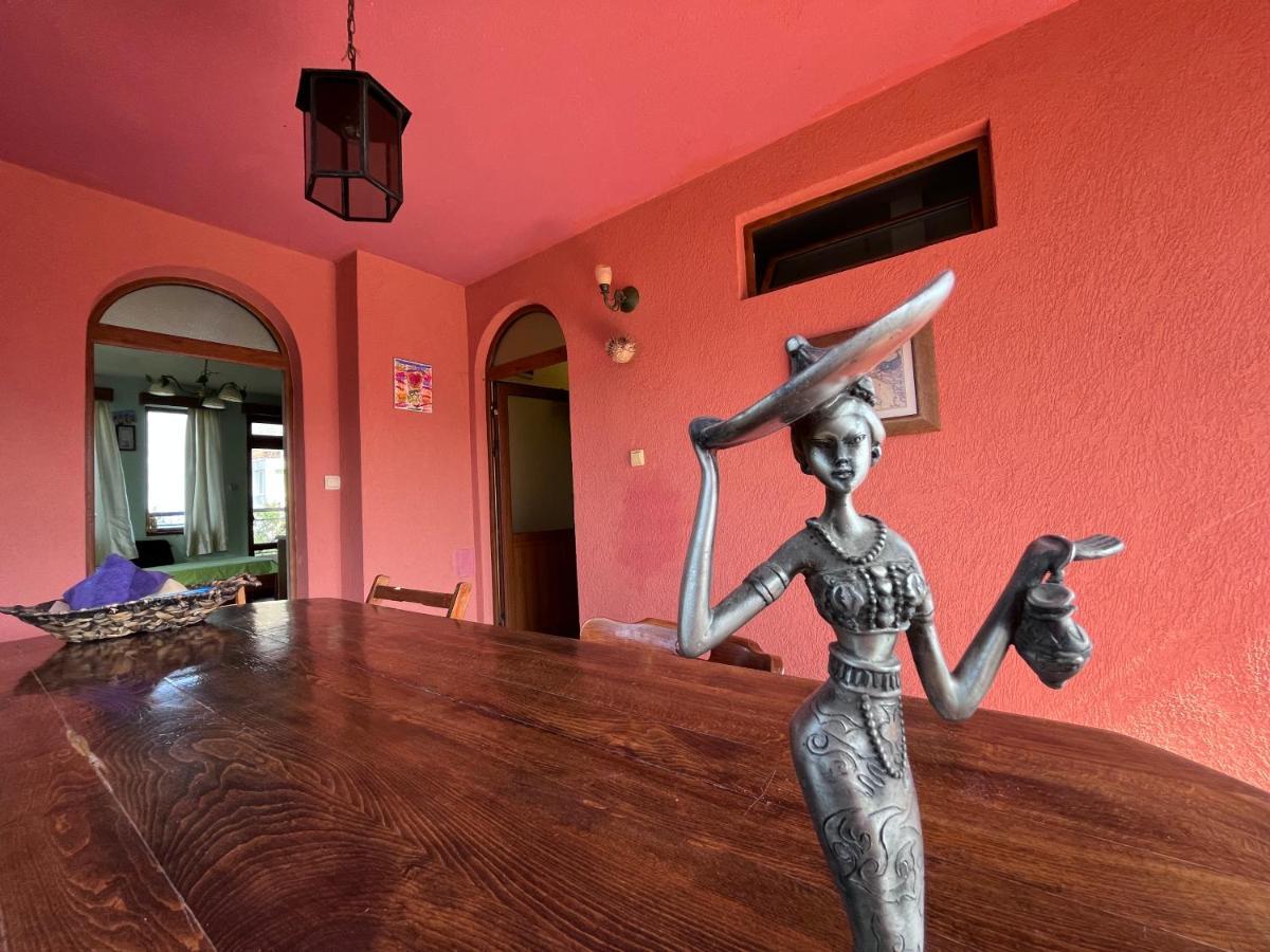 Brunette Beauties Guesthouse & Studio Sinemorets Exterior photo